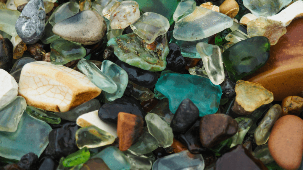 THERE MUST BE BEACH GLASS BY JERI K. TORY, PHD